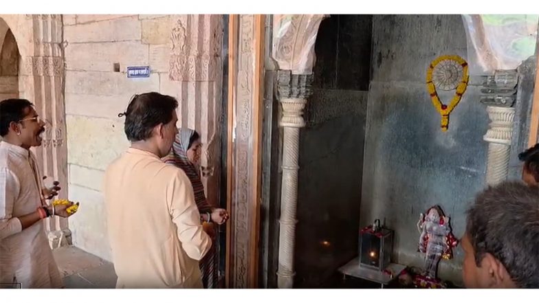 India News | Devotees Pray to Goddess Saraswati at Bhojshala Temple After MP High Court Verdict
