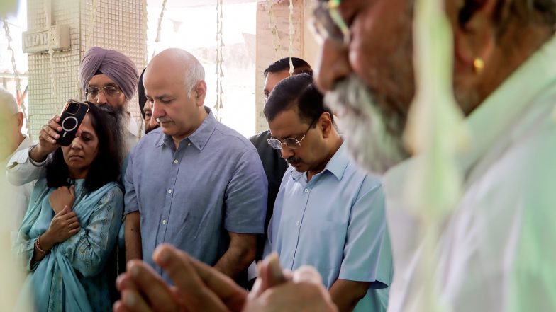 India News | PIL Seeks Deregistration of AAP, Disqualification of Kejriwal, Sisodia over Refusal to Appear Before Delhi HC Judge in Excise Case