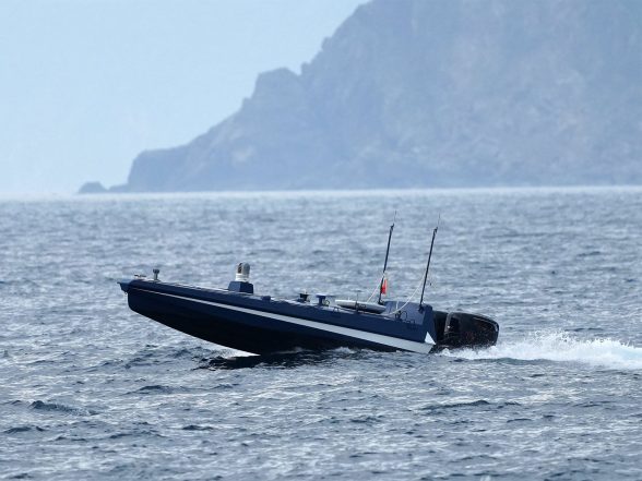 World News | Taiwan Detects 16 Sorties of Chinese Military Aircraft, 8 Vessels Around Itself