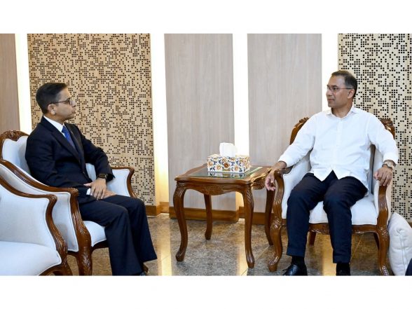 World News | Outgoing Indian High Commissioner to Bangladesh Pays Farewell Call on PM Tarique Rahman