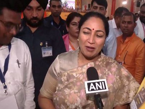India News | Delhi CM Rekha Gupta Hails 'Janjati Sanskritik Samagam', Celebrates Birsa Munda Anniversary