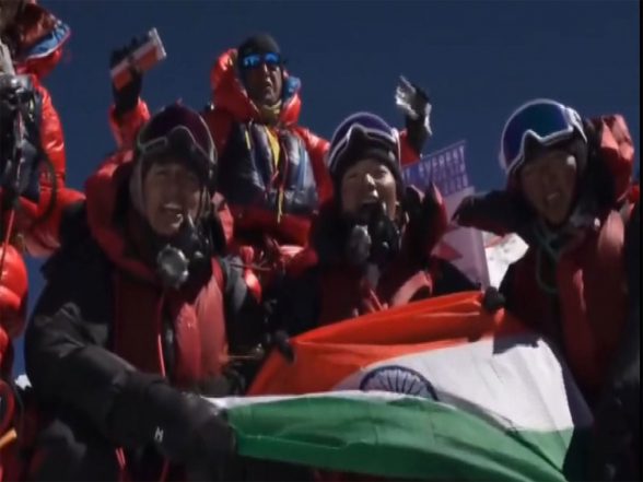India News | Kathua's Anjali Devi Among ITBP All-women Team to Scale Mount Everest; Family Celebrates Historic Feat