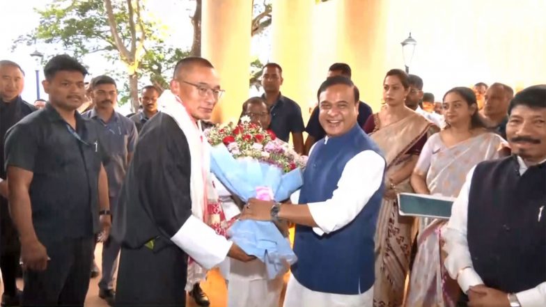 World News | Assam Leadership Extends Grand Welcome to Bhutan PM Tshering Tobgay in Guwahati
