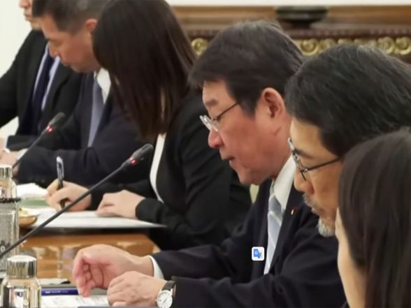World News | India, Japan Need to Serve as Driving Force of FOIP Initiative: Japanese FM Toshimitsu