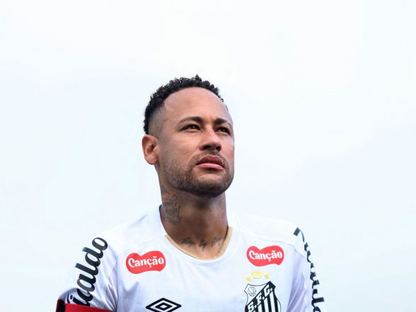 Sports News | Neymar Undergoes Medical Tests, Misses Brazil's First FIFA World Cup Training Session