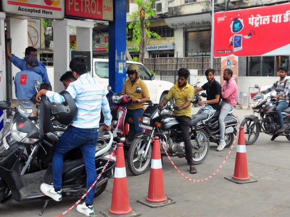 Business News | Centre Revises Export Levies on Petrol, Diesel, ATF from June 1 Amid West Asia Crisis