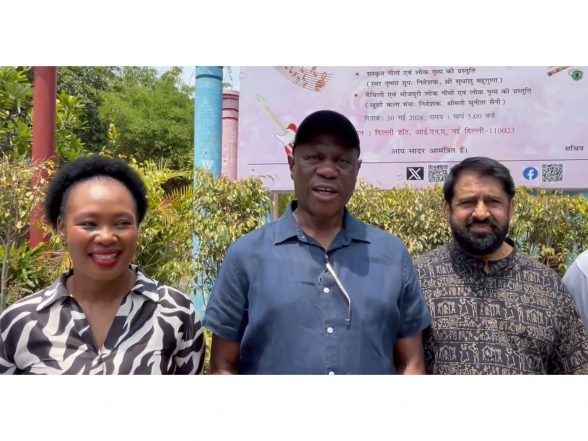 World News | South African Dy President Mashatile Visits Dilli Haat to Explore India's Cultural, Entrepreneurial Landscape