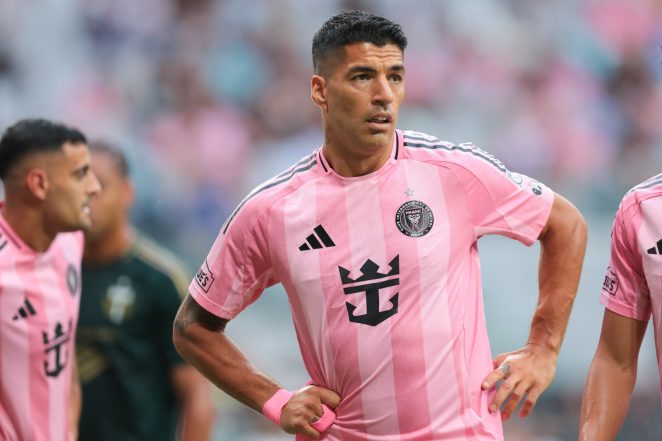 Sports News | Uruguay Unveil Squad for FIFA World Cup; Luis Suarez Left out