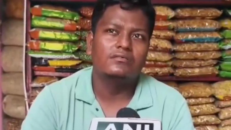 &lsquo;I Received Threat Call&rsquo;: Jhargram Jhalmuri Vendor Vikram Sao Who Served PM Narendra Modi Reports Alleged Death Threats (Watch Video)