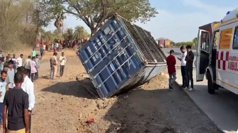 Palghar Road Accident: 12 Killed, Over 35 Injured After Container Truck Hits Wedding Guests&rsquo; Vehicle on Mumbai-Ahmedabad Highway (Watch Videos)