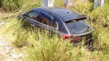 Prayagraj Road Accident: 3 Killed, 1 Injured After Bus Collides With Car in Handia; CM Yogi Adityanath Expresses Grief (Watch Video)