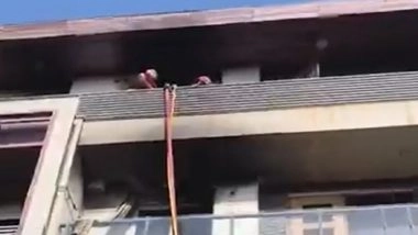 Delhi Fire: 9 Killed, Several Others Injured After Massive Blaze Erupts at Four-Storey Building in Vivek Vihar (Watch Videos)