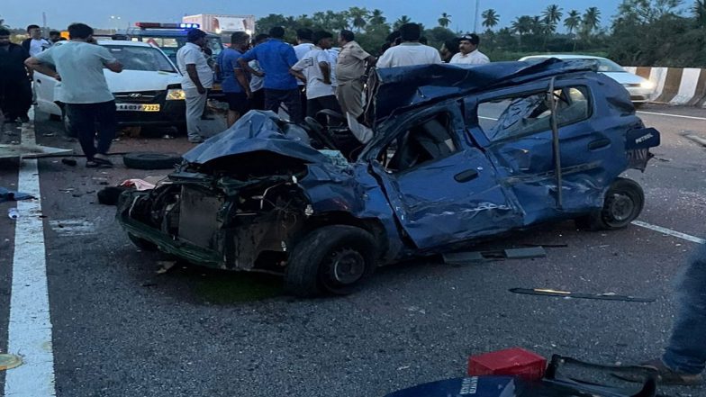 Karnataka Road Accident: Father, Son Killed; Daughter Injured After Car Overturns on Bengaluru-Mysuru Highway in Mandya