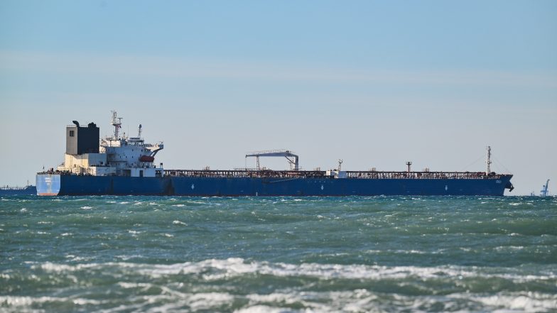UK Eases Sanctions on Russian Oil as Fuel Prices Surge over Iran Conflict