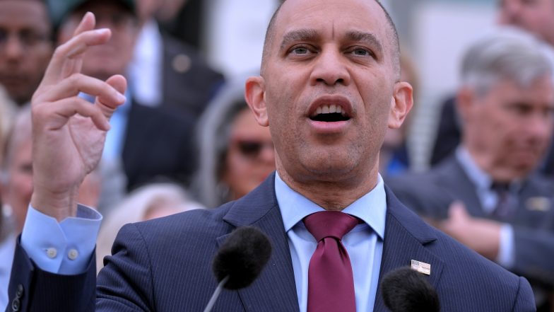 House Republicans Call off Vote on Iran War Resolution
