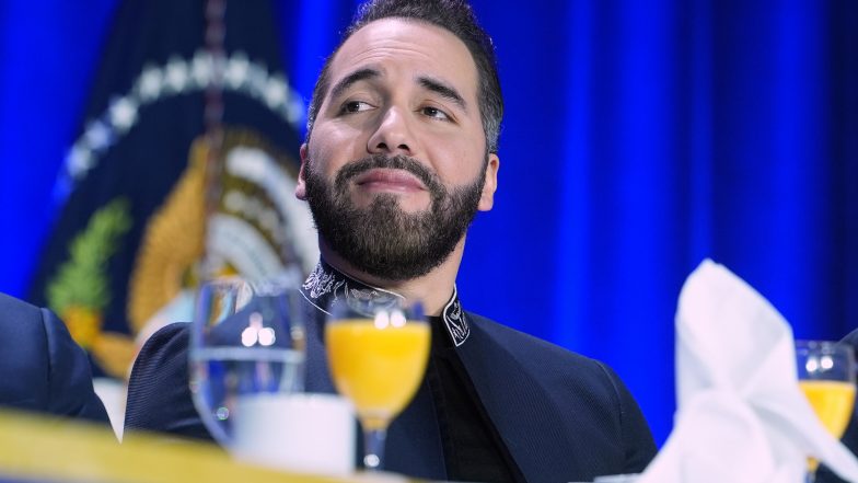 US Deportations to El Salvador Double as Bukele Aligns Himself with Trump Agenda
