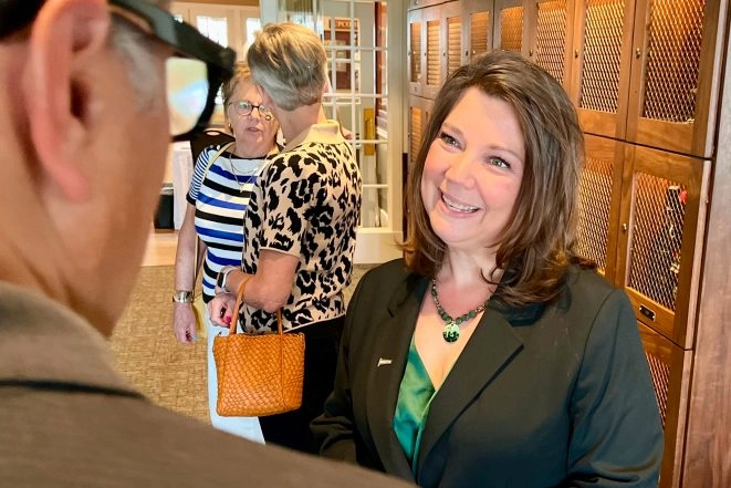 Nebraska's 'blue Dot' Takes Center Stage in Democratic House Primary
