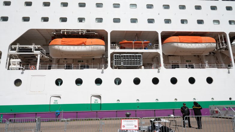 Passengers Leave British Cruise Ship in Bordeaux After Illness Outbreak