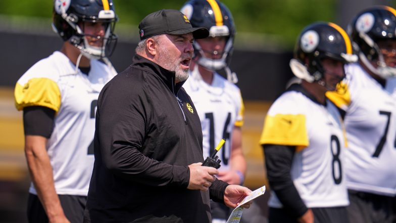 Aaron Rodgers Shows Up for the First Day of OTAs After Signing New Deal with the Steelers