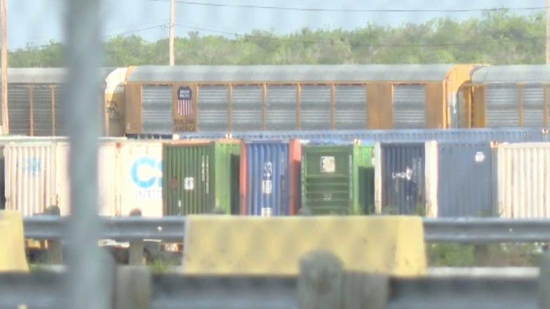 6 Found Dead in Shipping Container at Union Pacific Rail Yard in Texas