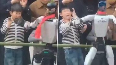 Robots Attacking Kids in China Viral Video: Clip Shows Humanoid Robot Slapping Minor