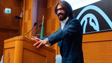 Who Is Leonardo Maria Del Vecchio and Why Is He Fighting for Control of the Family Fortune?