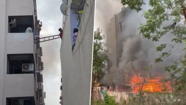 Indore EV Showroom Fire: Over 20 Rescued As Massive Blaze Erupts at Electric Vehicle Showroom in Madhya Pradesh, No Casualty (Watch Videos)
