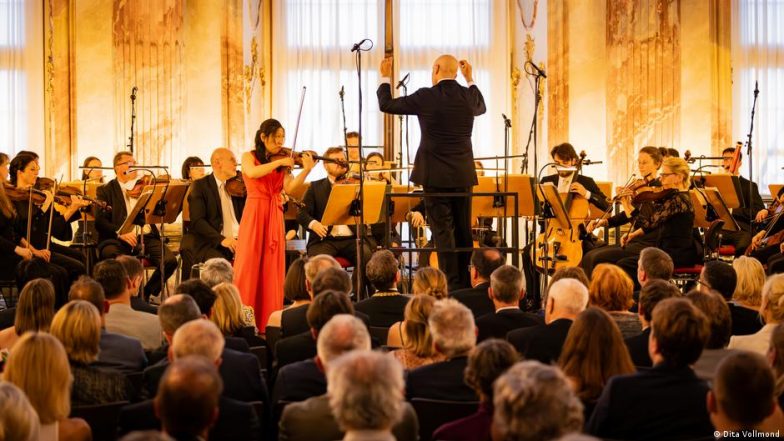 Mozart the Idol: Searching for Beauty in Times of Crisis