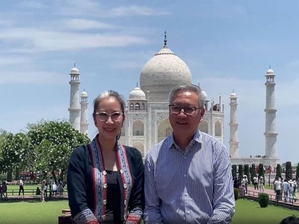 World News | Laos Dy PM Visits Taj Mahal Along with Wife