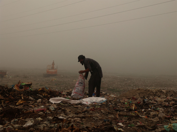 World News | Pakistan: Karachi Drowns in Filth a Week After Eid as Civic Authorities Face Fresh Criticism