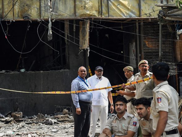India News | Delhi's Malviya Nagar Fire: Probe Reveals Multiple Safety Lapses; 50-60 Mobile Phones, Around 30 Passports Recovered