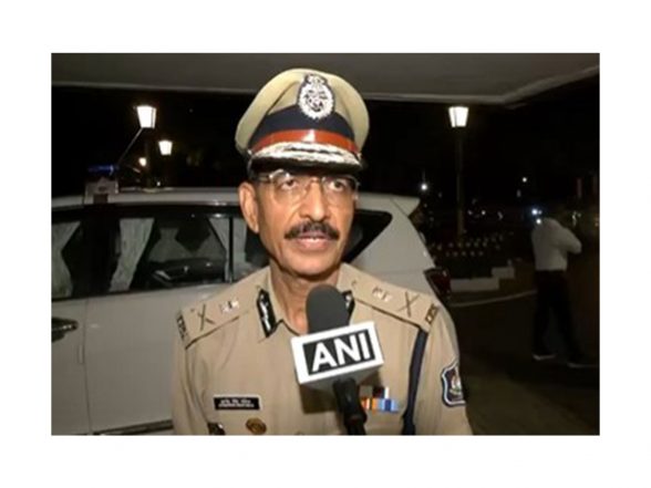 India News | 1993-batch IPS Officer Gyanender Singh Malik Appointed as Gujarat DGP