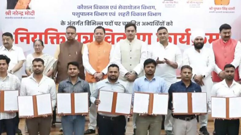 India News | Uttarakhand CM Dhami Distributes Appointment Letters to UKSSSC-selected Candidates in Dehradun
