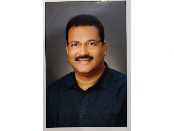 India News | Telangana: ACB Raids Roads and Buildings Engineer-in-Chief, Identifies Assets Worth Rs 17.94 Crore