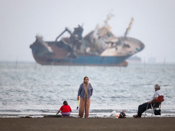 World News | Cargo Vessel Exchanges Fire with Armed Craft Southwest of Yemen: UKMTO