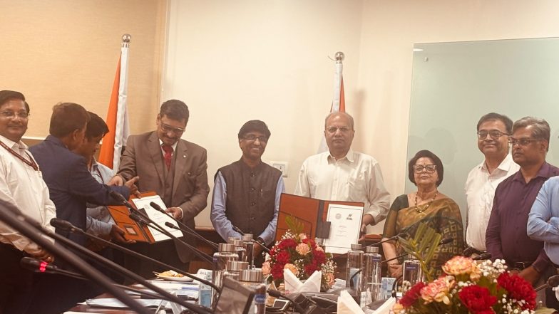 Business News | BSNL, IIT Kanpur Sign MoU for Next-generation Telecom Technologies