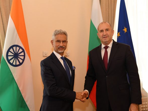 World News | Jaishankar Holds Talks with Bulgarian PM, Foreign Minister to Deepen Strategic Partnership
