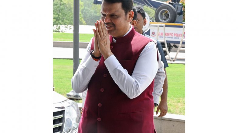 India News | Maharashtra CM Devendra Fadnavis Pays Tribute to Army Personnel Killed in Explosion in J-K