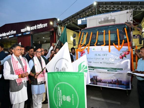 India News | Assam CM Flags off International Consignment of GI-tagged Tezpur Litchis to Singapore