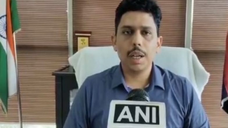 India News | Lucknow: Abandoned Newborn Girl Rescued, Handed over to Child Helpline