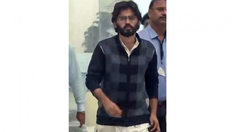 India News | Delhi Riots Case: Court Seeks Response on Bail Pleas of Umar Khalid, Sharjeel Imam