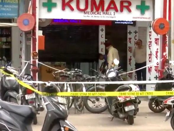 India News | Chandigarh: One Killed in Firing by Unidentified Individuals at Medical Store in Sector 11, Probe Underway
