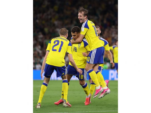 Sports News | FIFA World Cup: Yasin Ayari's Brace Helps Sweden Thrash Tunisia 5-1