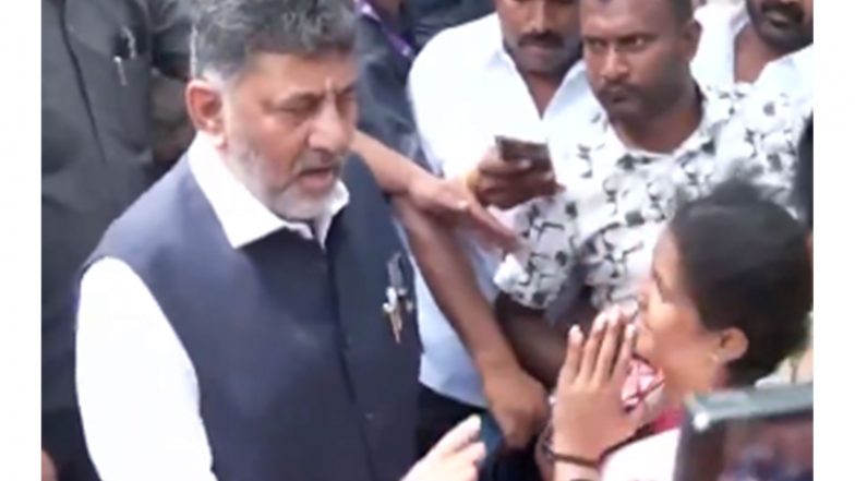 India News | Karnataka: Workers Demand Ministerial Berth for Congress MLA Yashavantha Patil
