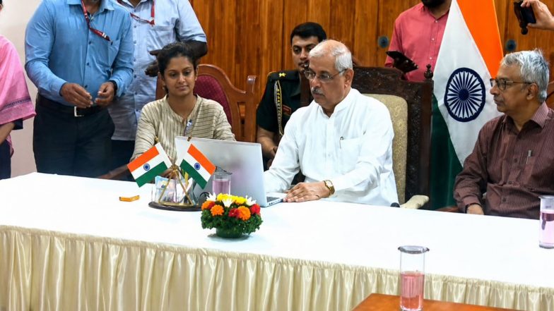 India News | Keralam Launches Self-enumeration for Census 2027 Phase I; Governor Arlekar Completes Process