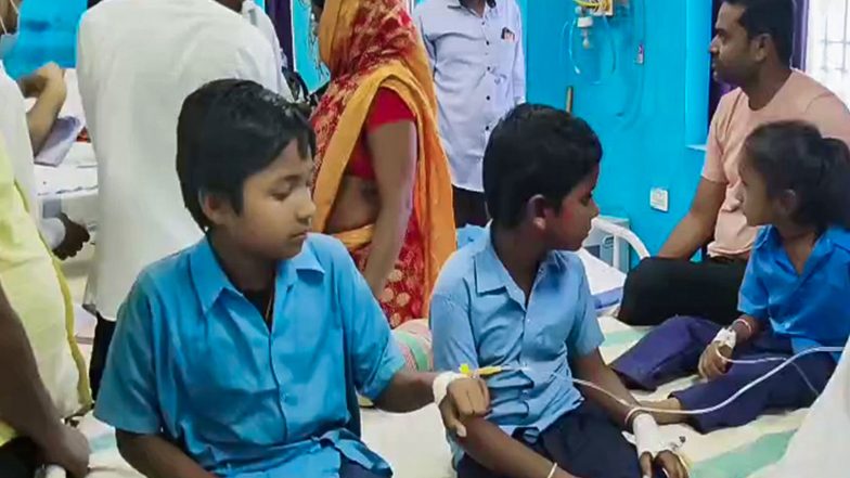 India News | Telangana: 15 Children Hospitalised After Eating Panipuri in Rajanna Sircilla