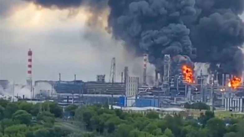 World News | 'Justified Response to Russian Attacks...': Ukraine Claims Striking Moscow Oil Refinery Second Time in a Week