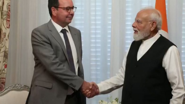 World News | PM Modi Drives Economic Momentum in Paris, Meets Alstom CEO Martin Sion