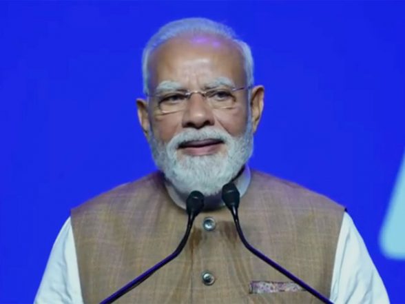 World News | India Has Witnessed Transformative Growth Across Sectors in Last 12 Years: PM Modi at the Indian Diaspora Gathering in Paris