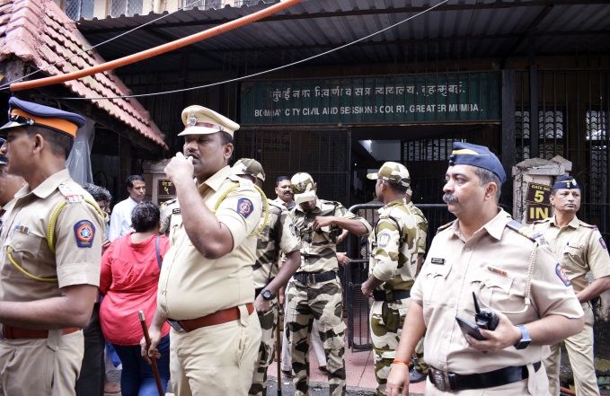 India News | Mumbai Sessions Court Denies Anticipatory Bail to Sudhir Valia in Rs 1,000 Crore Fraud Case